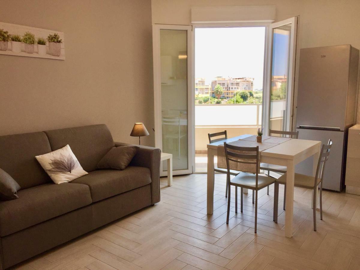 Le Domus Modern Apartments Cagliari Su Forti 外观 照片