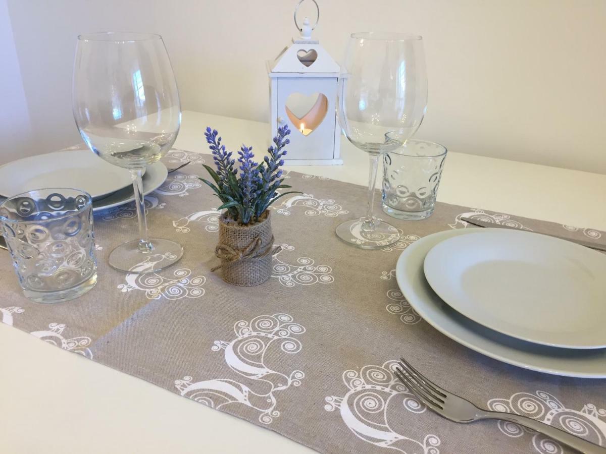 Le Domus Modern Apartments Cagliari Su Forti 外观 照片