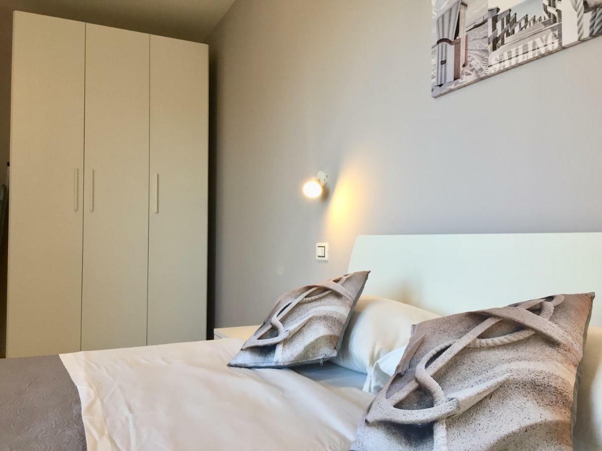 Le Domus Modern Apartments Cagliari Su Forti 外观 照片