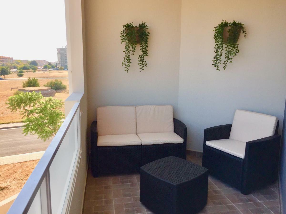 Le Domus Modern Apartments Cagliari Su Forti 外观 照片