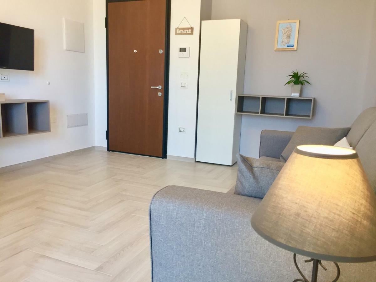 Le Domus Modern Apartments Cagliari Su Forti 外观 照片